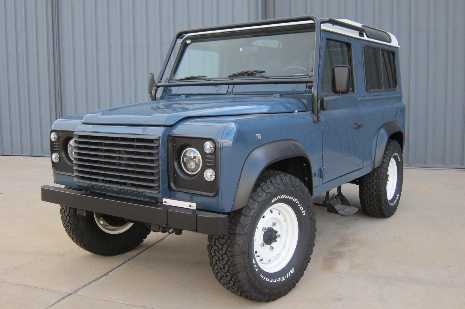 1997 Land Rover Defender 90-1