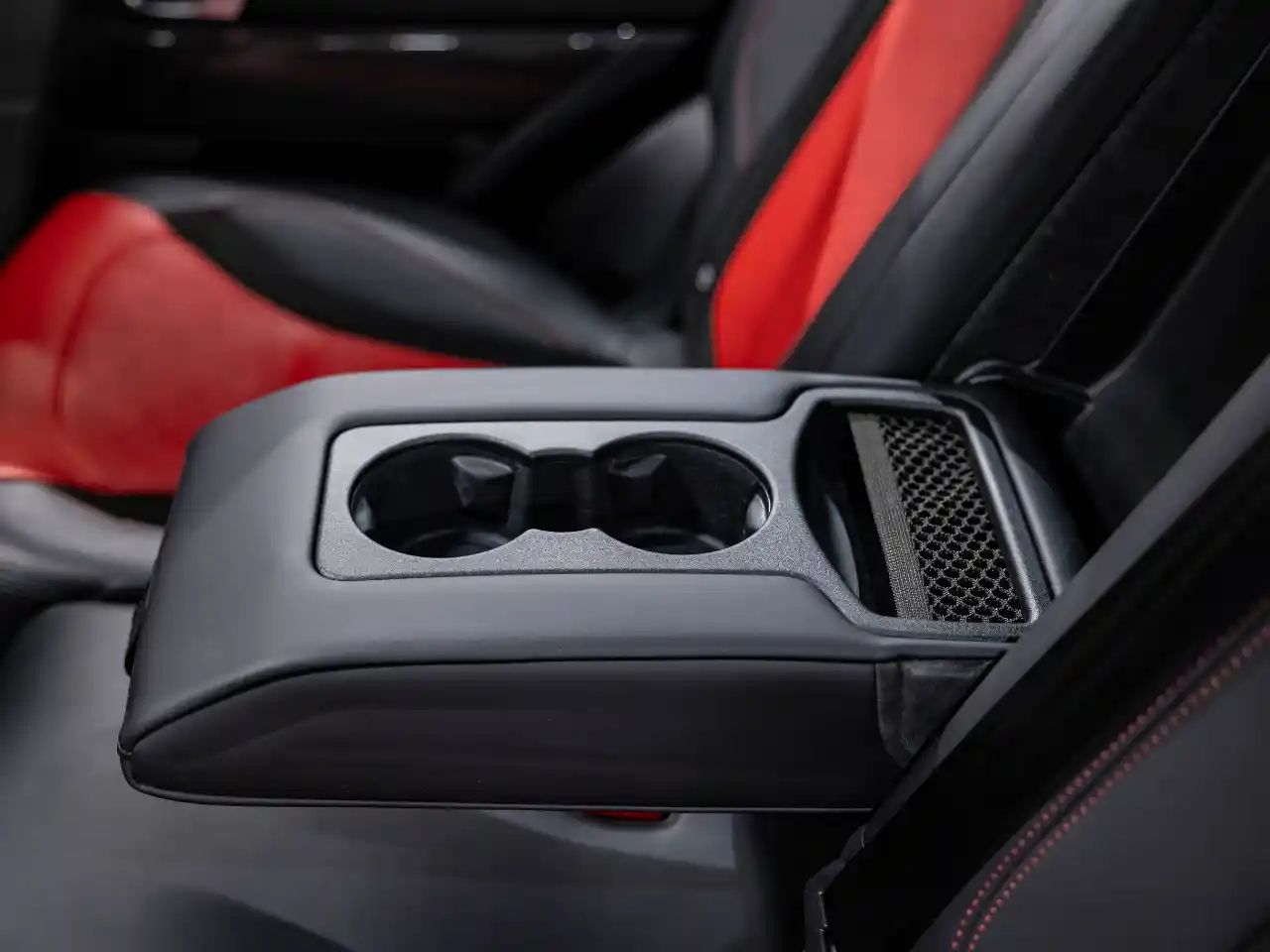 2021 Land Rover Range Rover Sport SVR