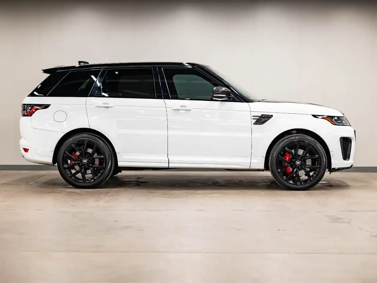 2021 Land Rover Range Rover Sport SVR