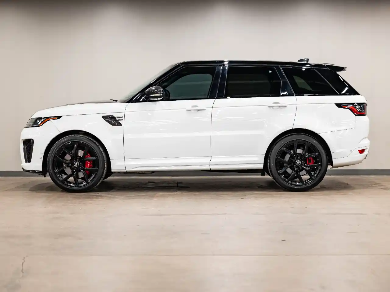 2021 Land Rover Range Rover Sport SVR
