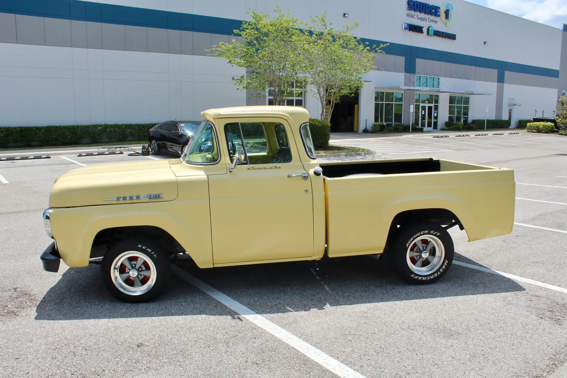 1960 Ford F-100 Custom - 3