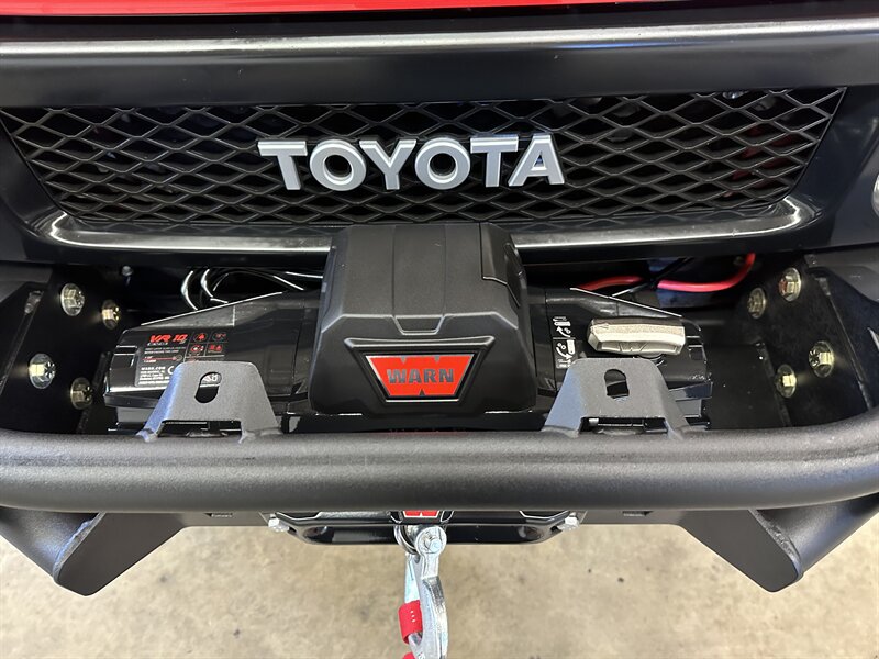 2012 Toyota FJ Cruiser Trail Teams Edition - 2