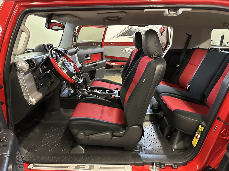 2012 Toyota FJ Cruiser Trail Teams Edition