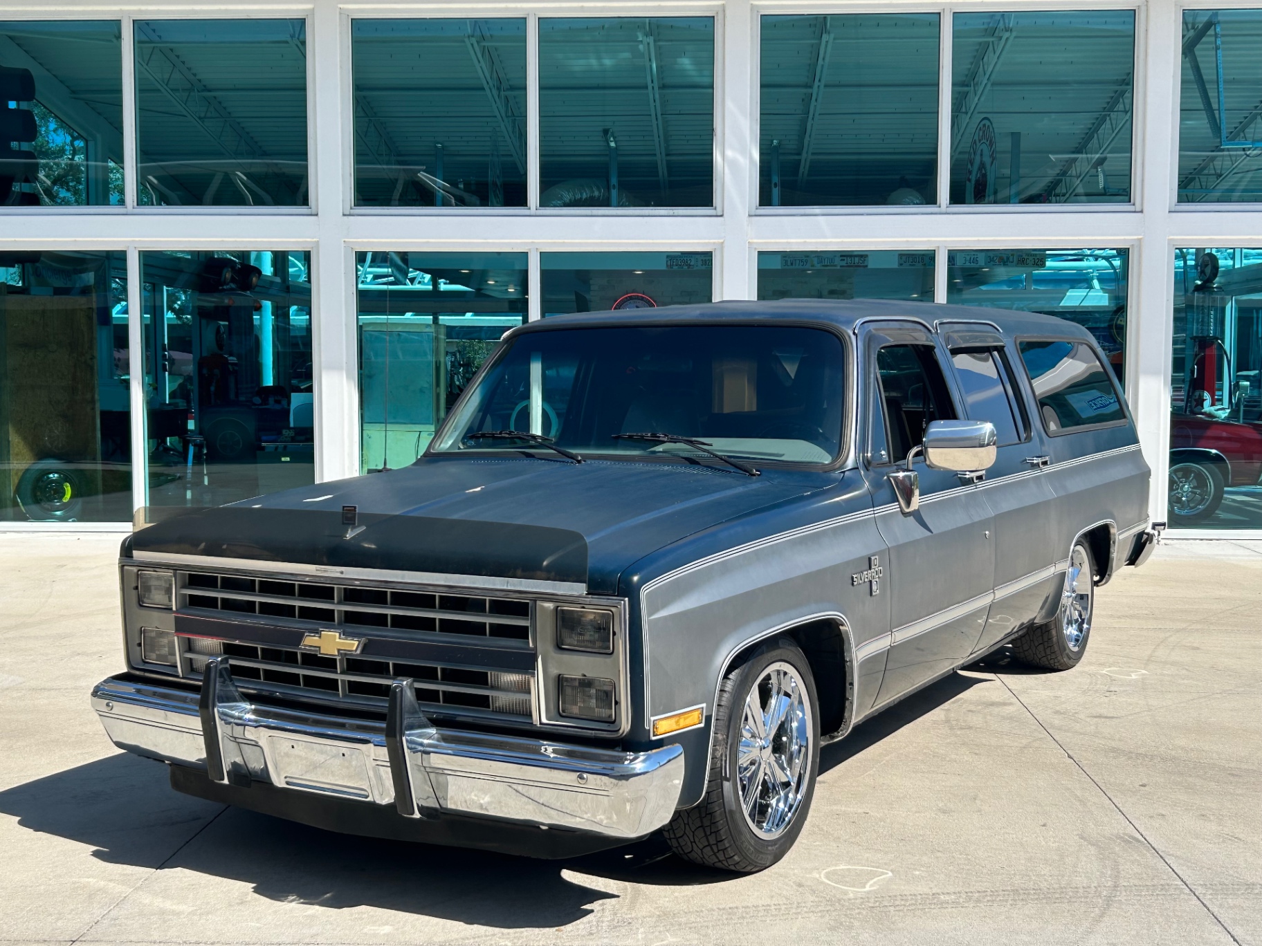  Chevrolet Suburban