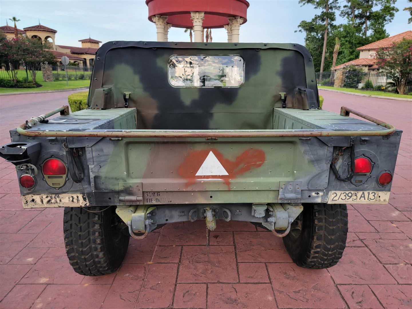 1994 AM General Humvee (M998)