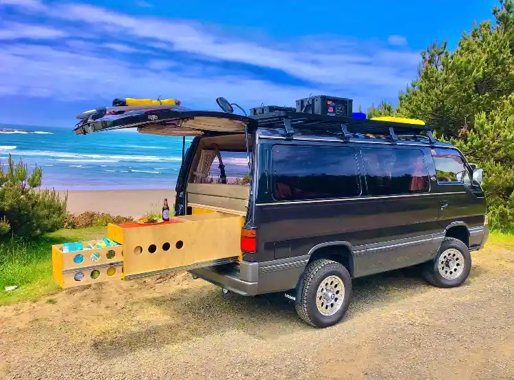 Sold: 1994 Nissan Caravan E24 Limousine 4×4 - 2