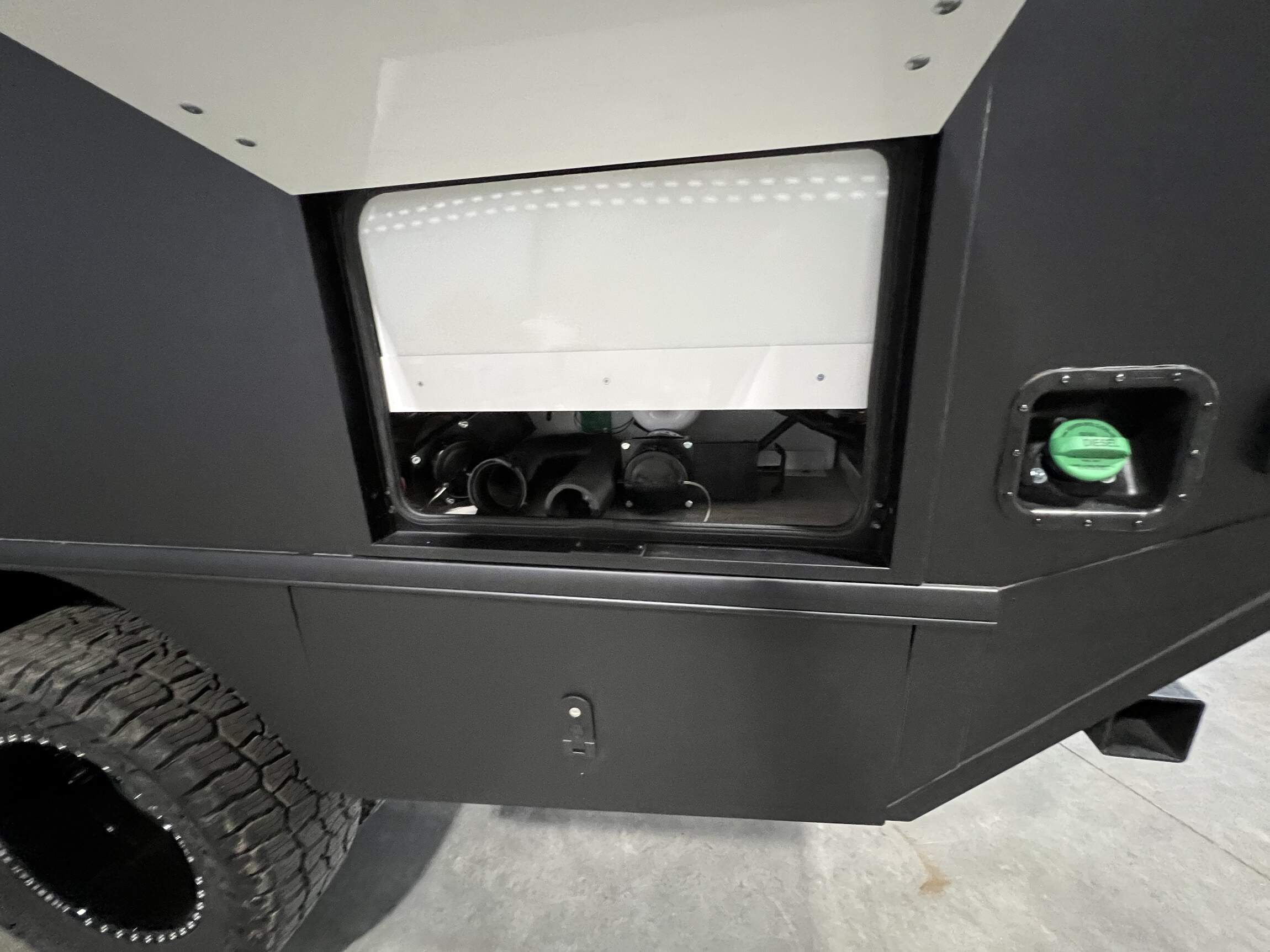 2023 Ford F-550 MOAB Trailblazer