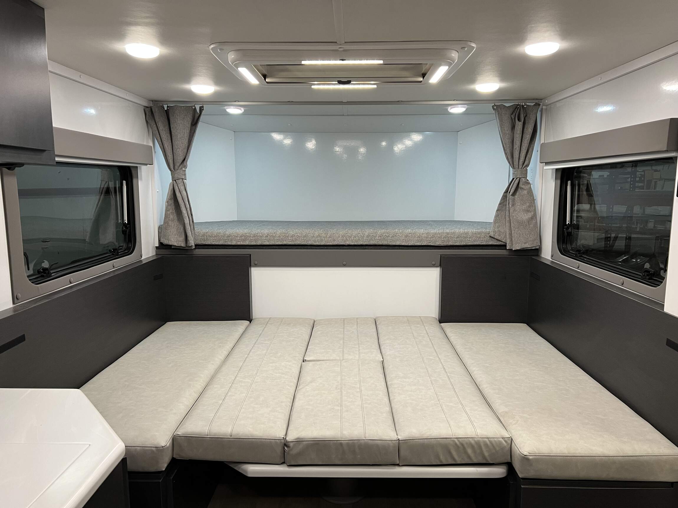 2023 Ford F-550 MOAB Trailblazer