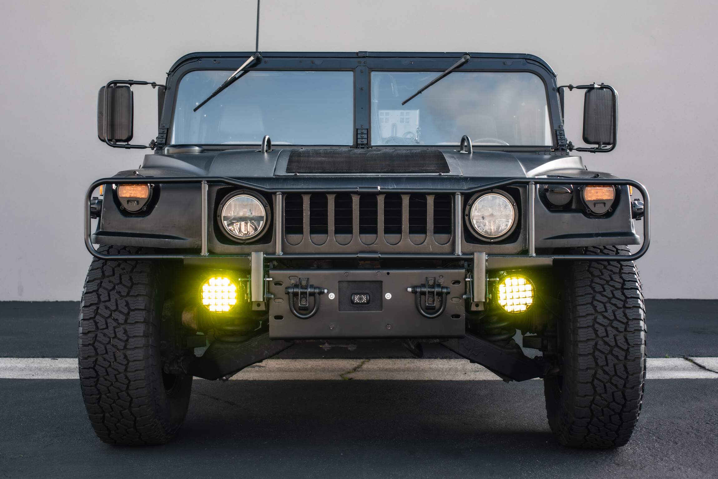 Sold: 2000 AM General Humvee M1045 "The Tomorrow War"