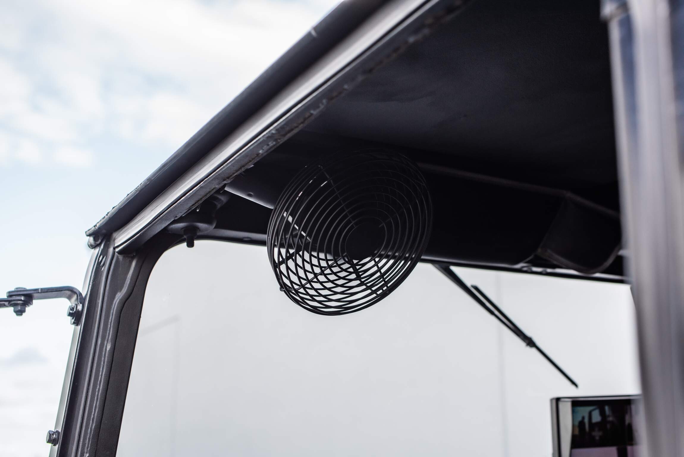 Sold: 2000 AM General Humvee M1045 "The Tomorrow War"