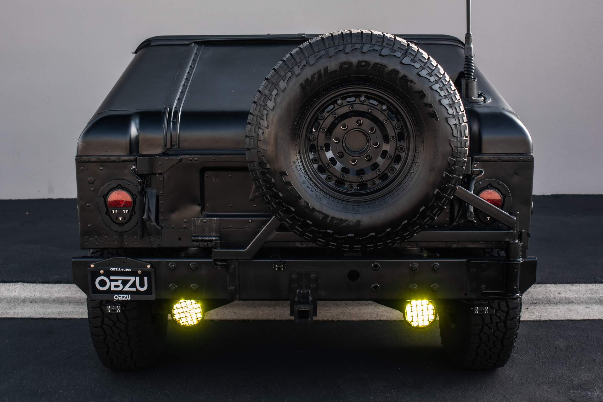 Sold: 2000 AM General Humvee M1045 "The Tomorrow War"