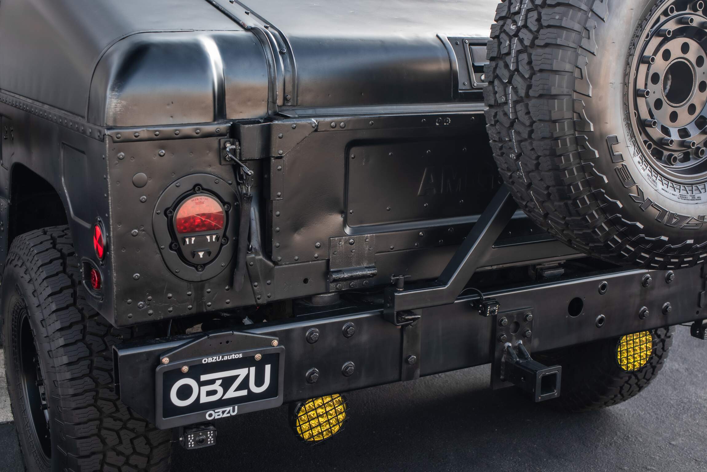 Sold: 2000 AM General Humvee M1045 "The Tomorrow War"