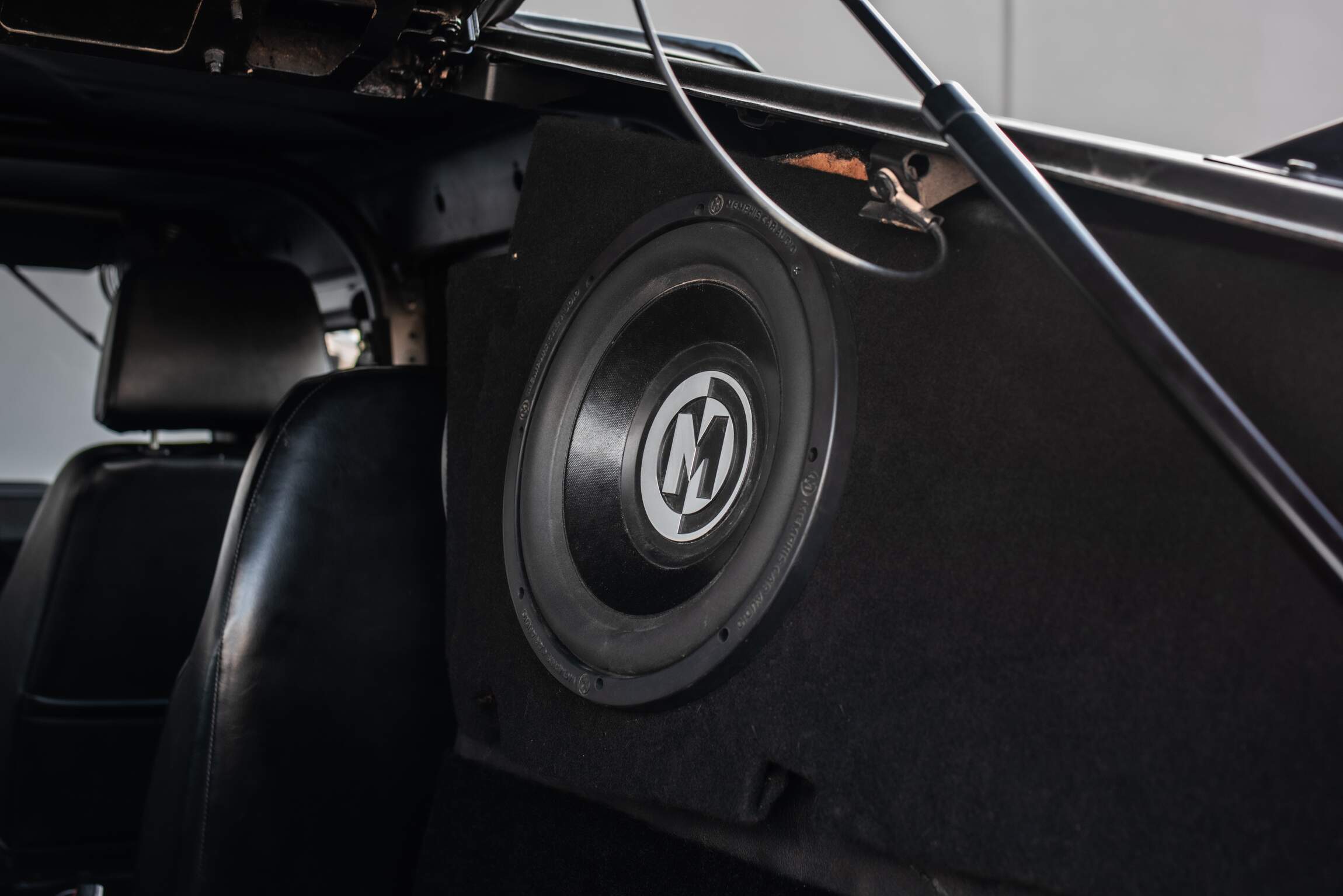 Sold: 2000 AM General Humvee M1045 "The Tomorrow War"