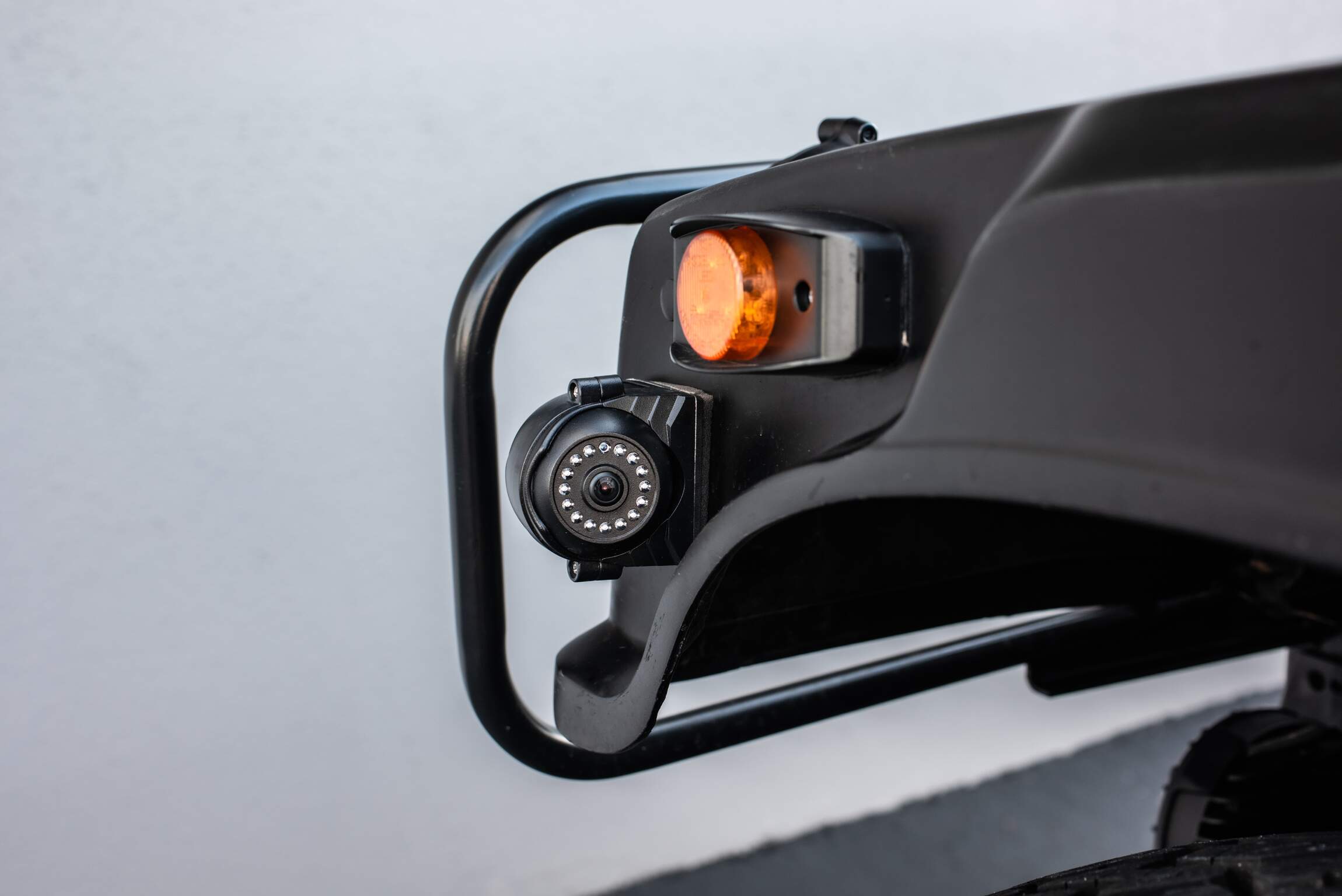 Sold: 2000 AM General Humvee M1045 "The Tomorrow War"