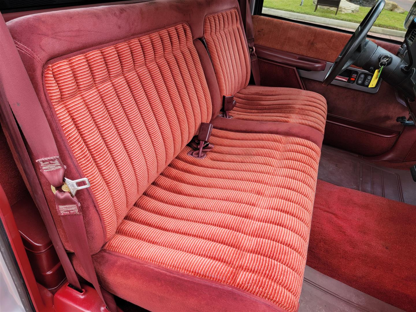 1990 GMC C1500 Sierra SLE - 4