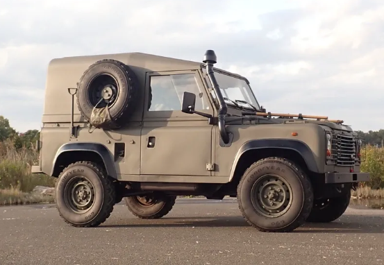 1997 Land Rover Defender 90 Wolf