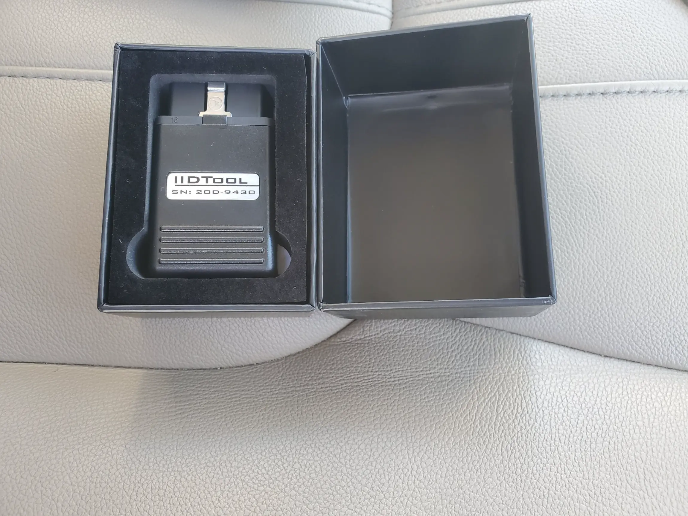 Sold: Modified 2012 Land Rover LR4 HSE