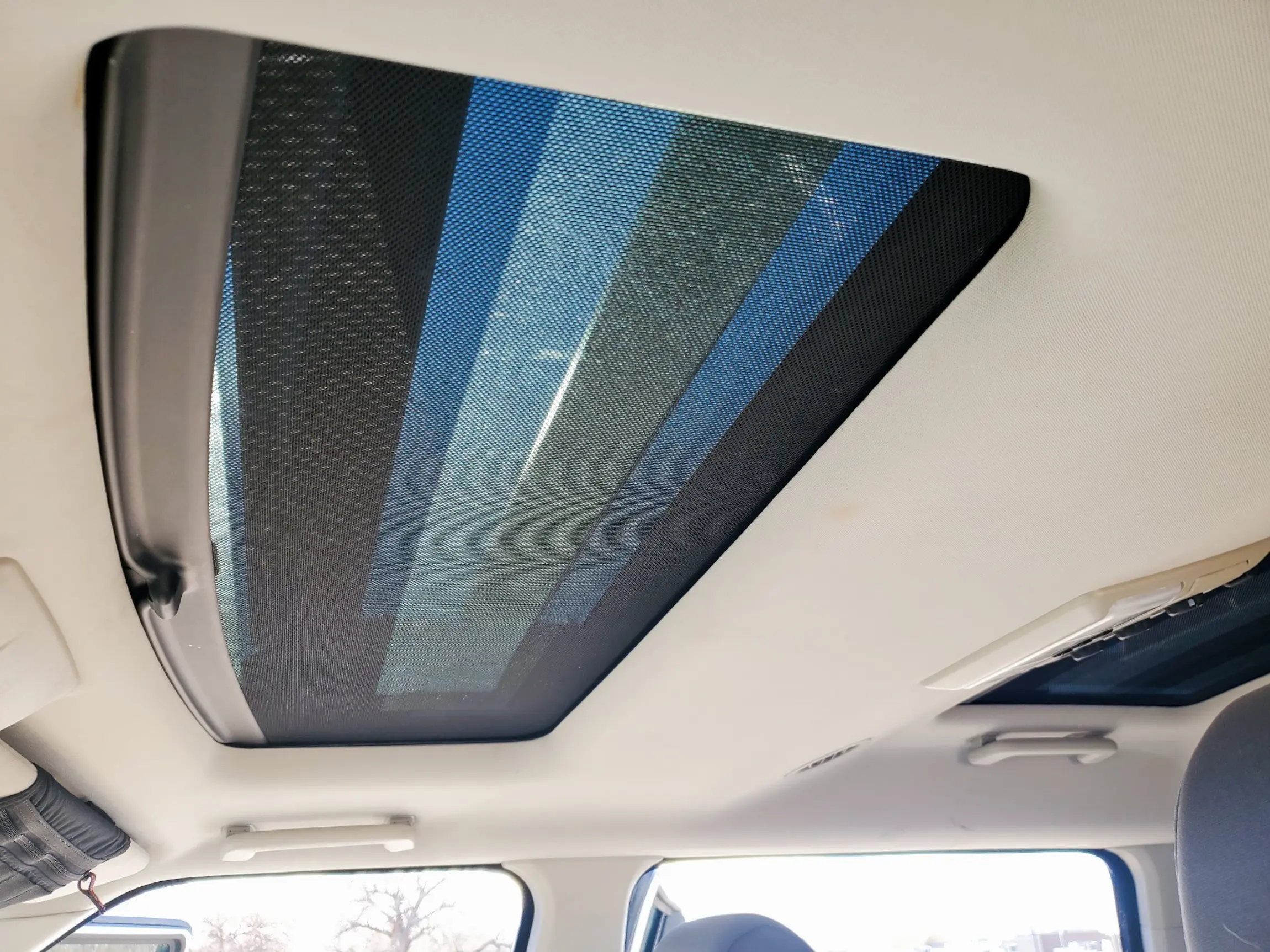 Sold: Modified 2012 Land Rover LR4 HSE