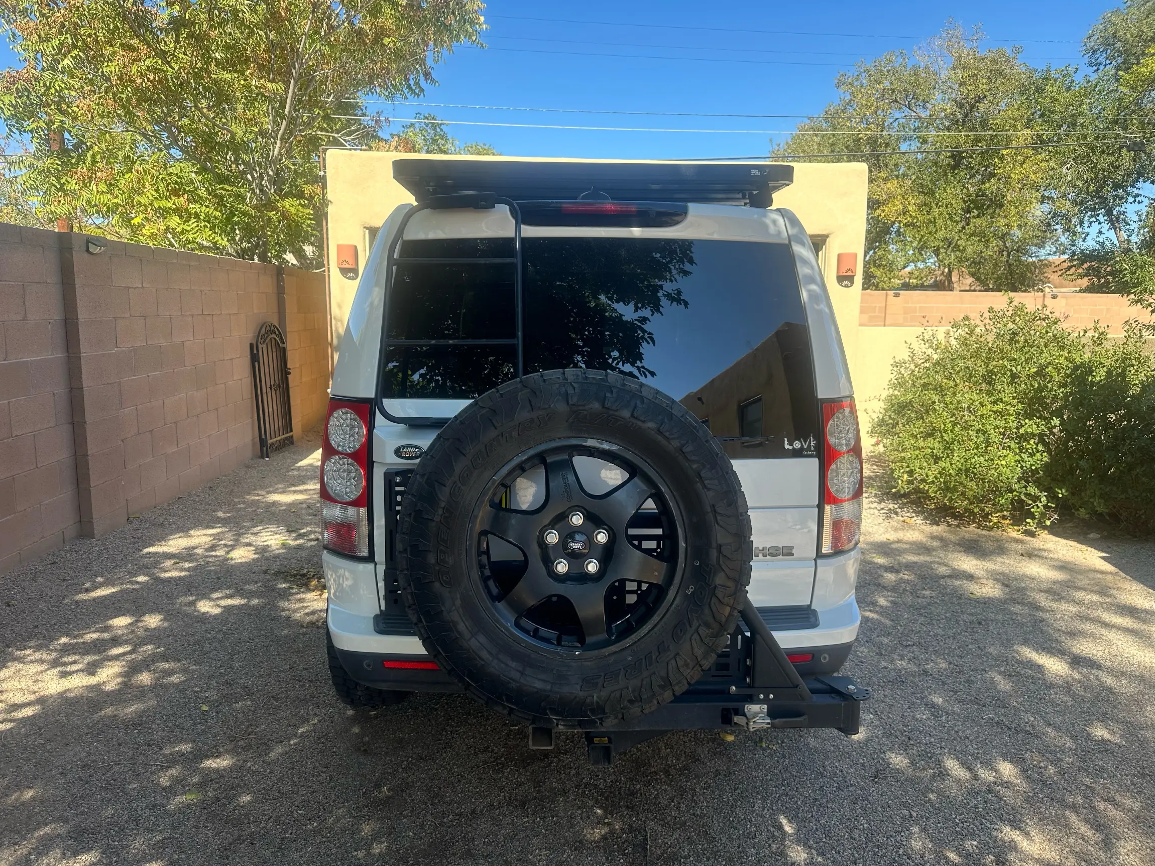 Sold: Modified 2012 Land Rover LR4 HSE