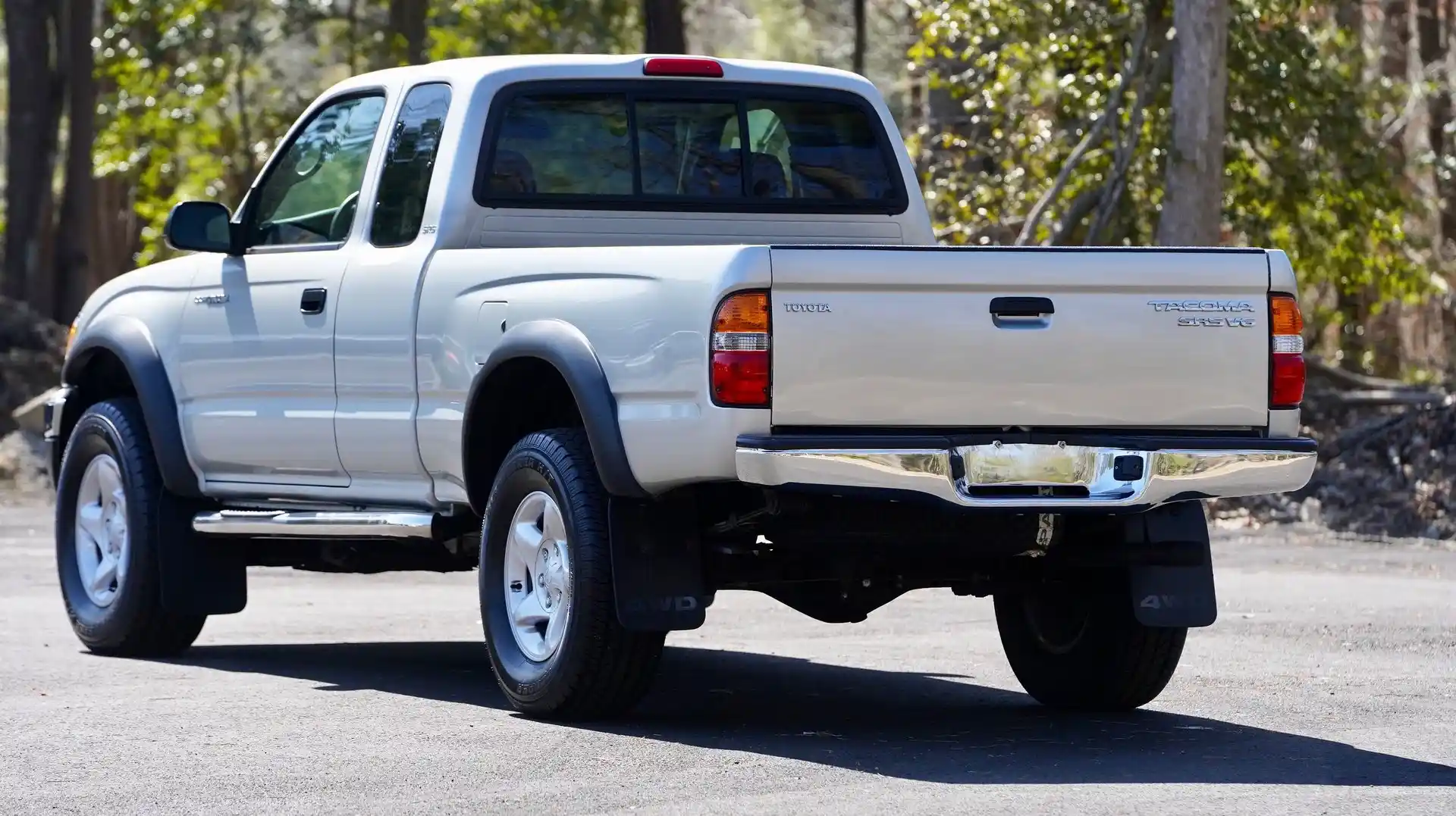 27k Mi. 2004 Toyota Tacoma Xtracab 4×4