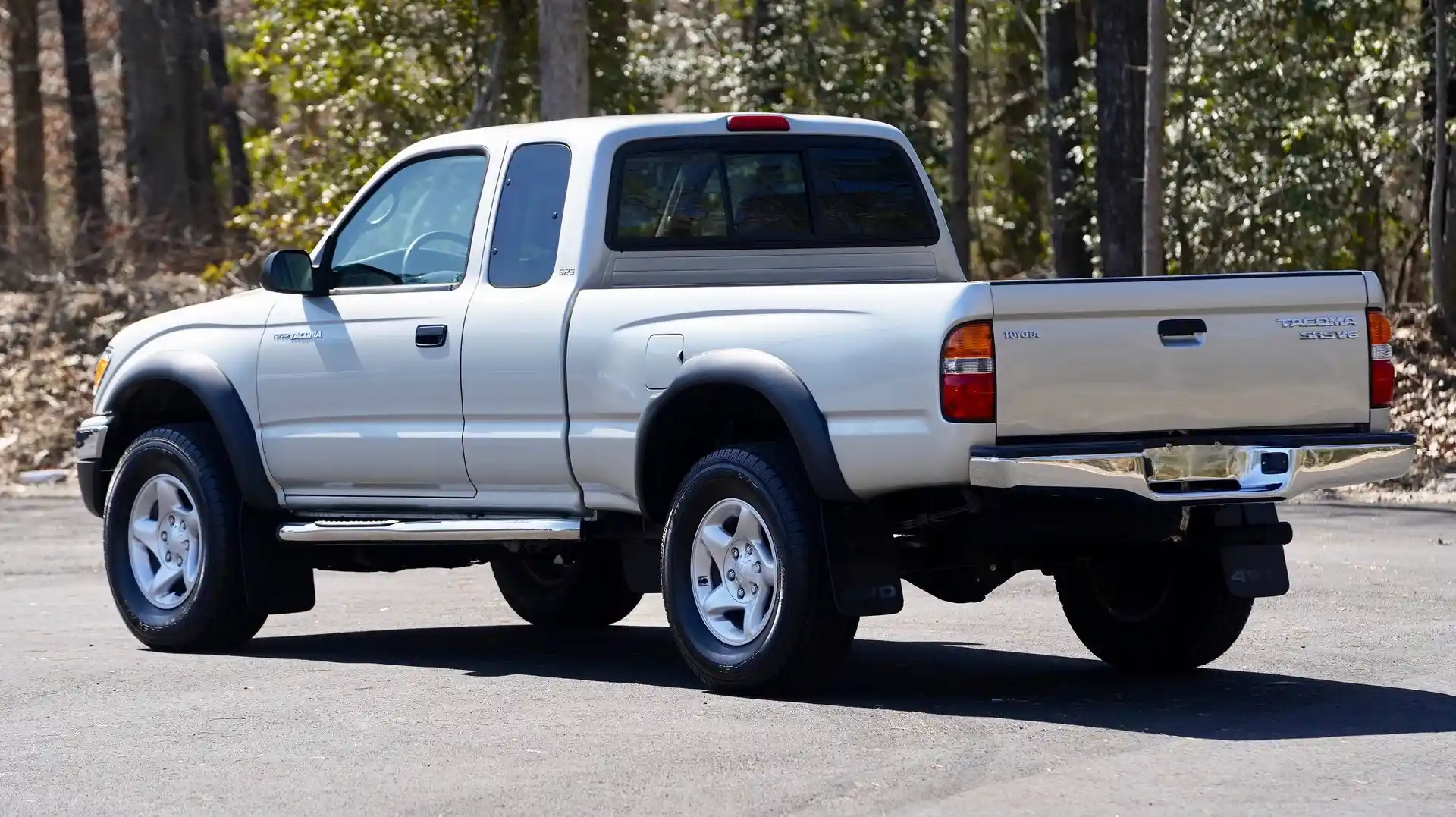 27k Mi. 2004 Toyota Tacoma Xtracab 4×4