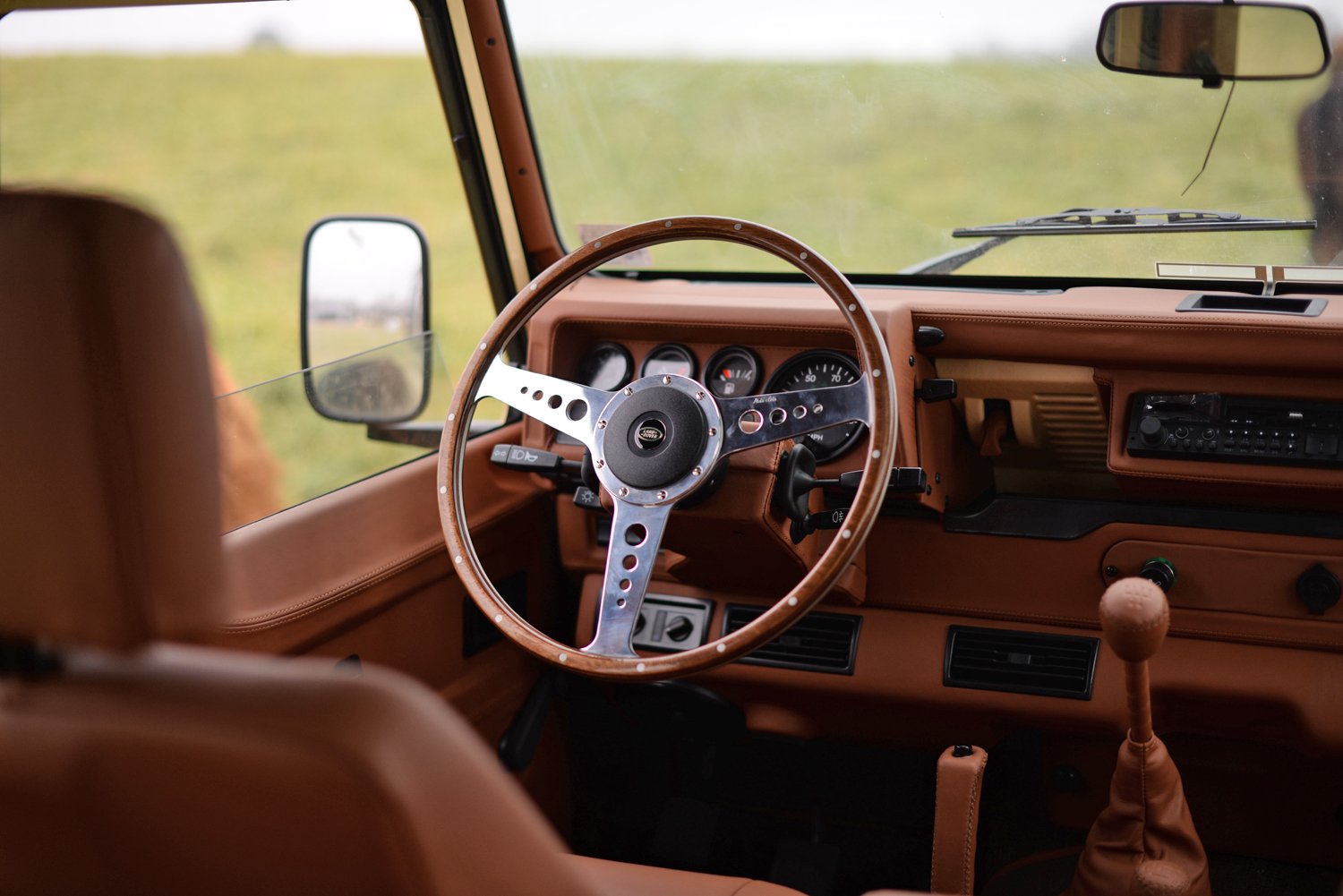 1992-land-rover-defender-110-commonwealth-classics-for-sale-28