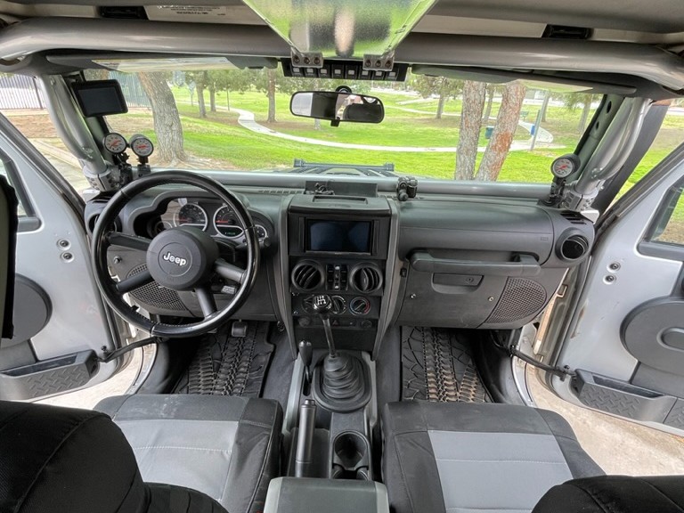Actualizar 108+ imagen 2007 jeep wrangler unlimited x interior -  