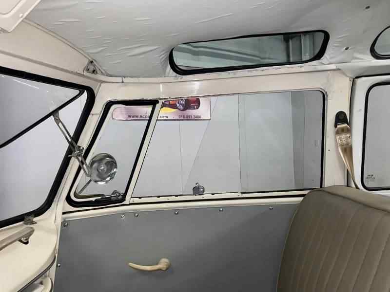 1973-volkswagen-23-window-bus-07