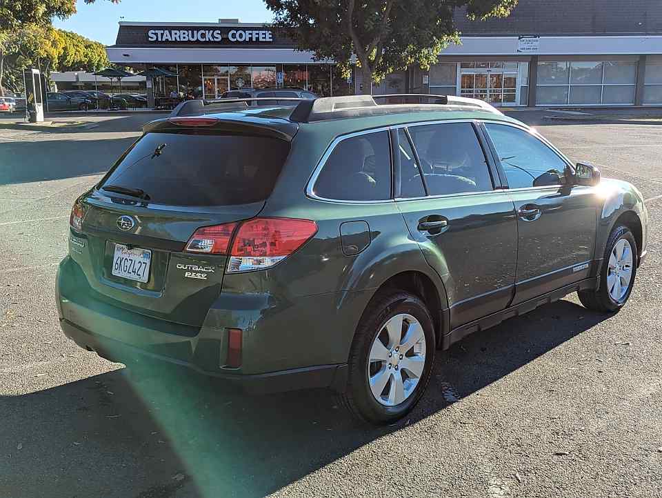 2010-subaru-outback-limited-for-sale-ca-16