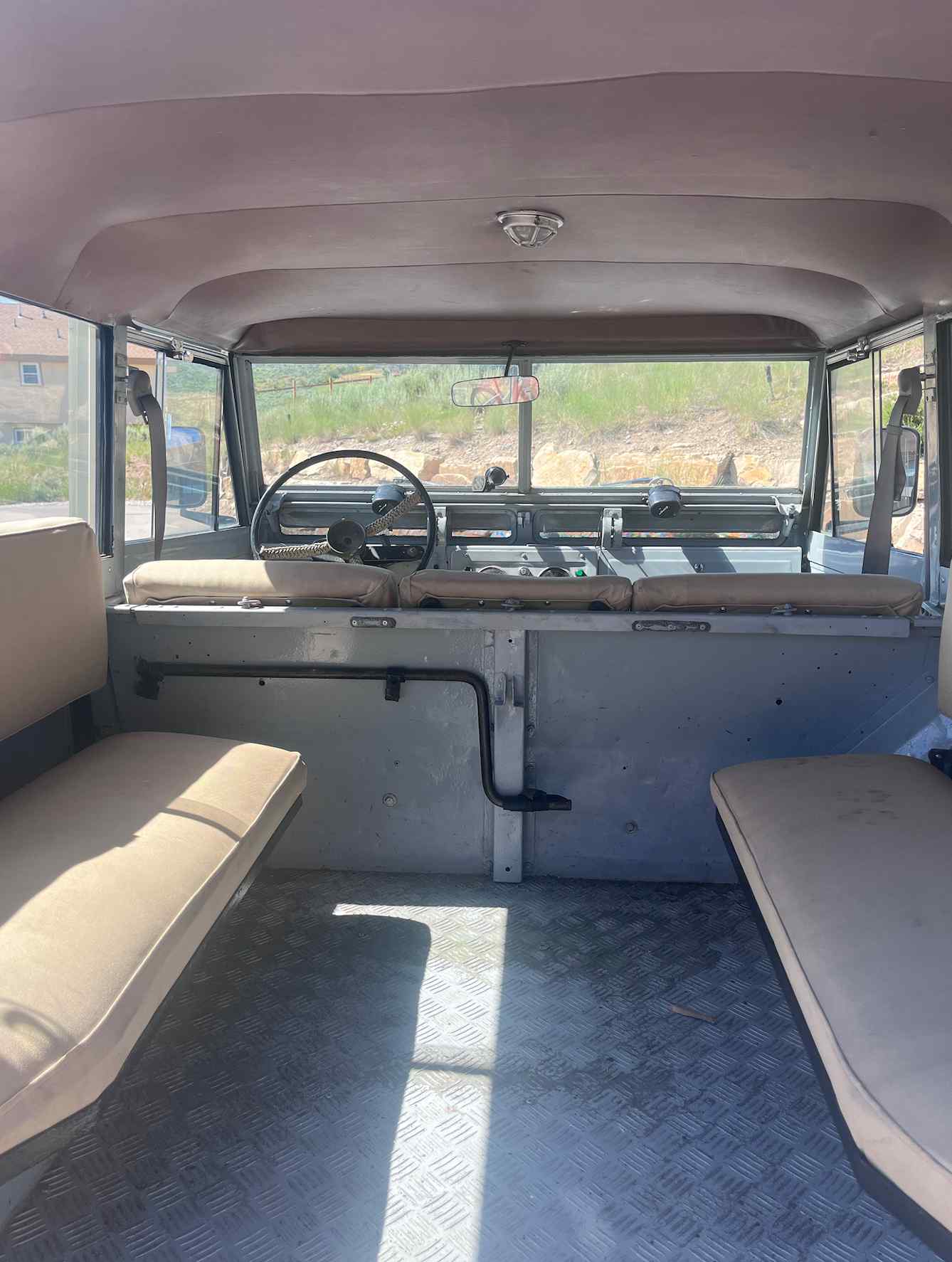 1967-land-rover-series-iia-for-sale-03