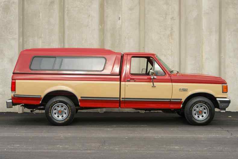 1990-ford-f-150-xlt-lariat-pickup-truck-for-sale-02