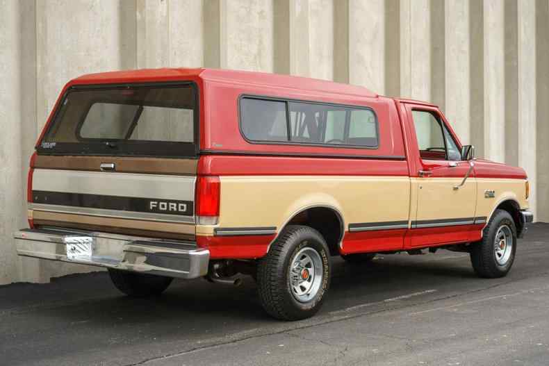 1990-ford-f-150-xlt-lariat-pickup-truck-for-sale-03