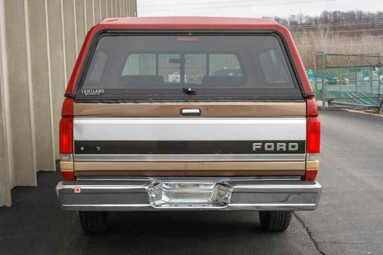 1990-ford-f-150-xlt-lariat-pickup-truck-for-sale-04