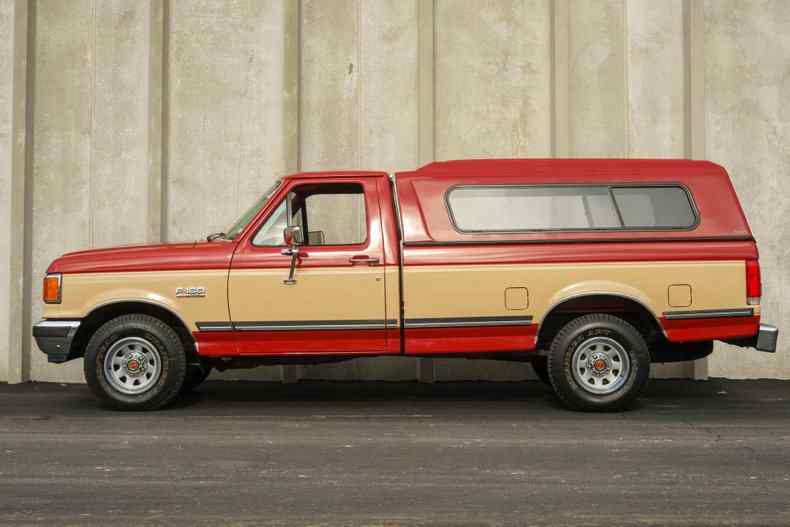 1990-ford-f-150-xlt-lariat-pickup-truck-for-sale-06