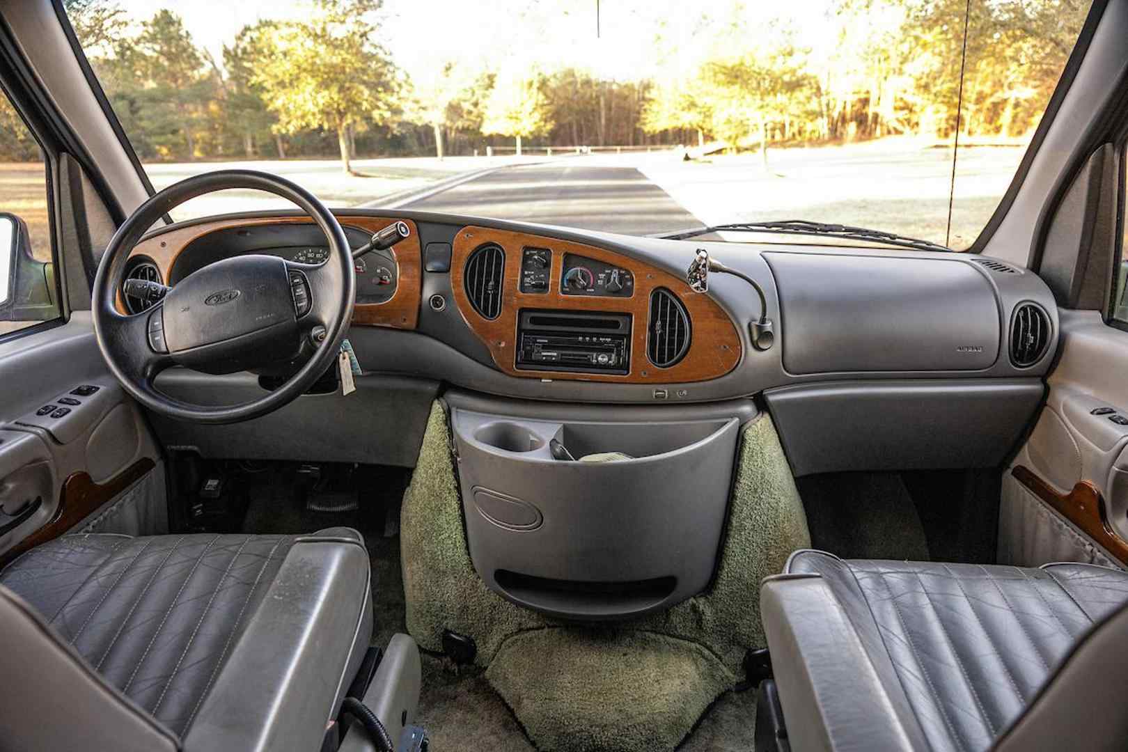 1997-ford-econoline-e350-cargo-van-for-sale-13