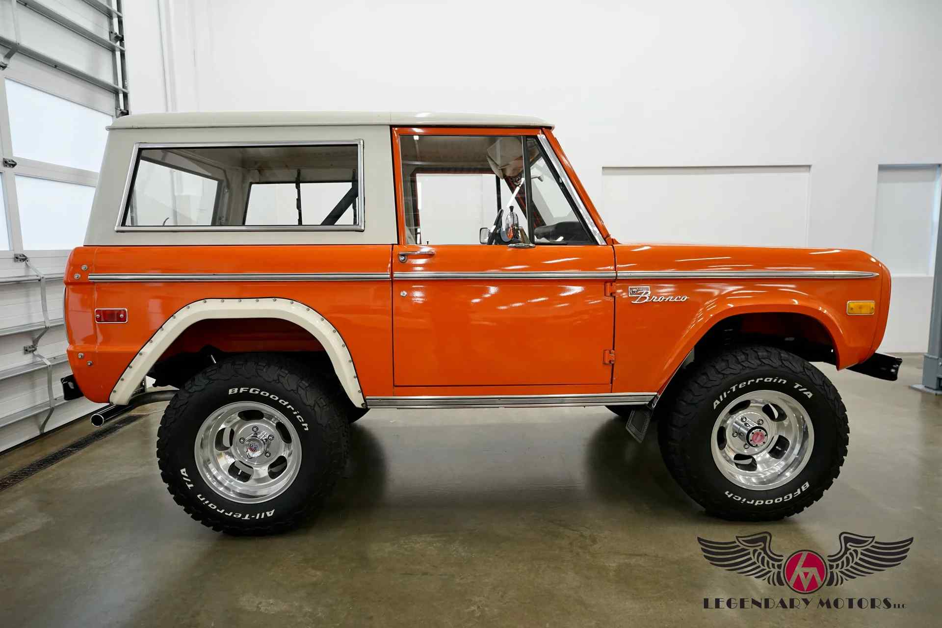 1976-ford-bronco-for-sale-05