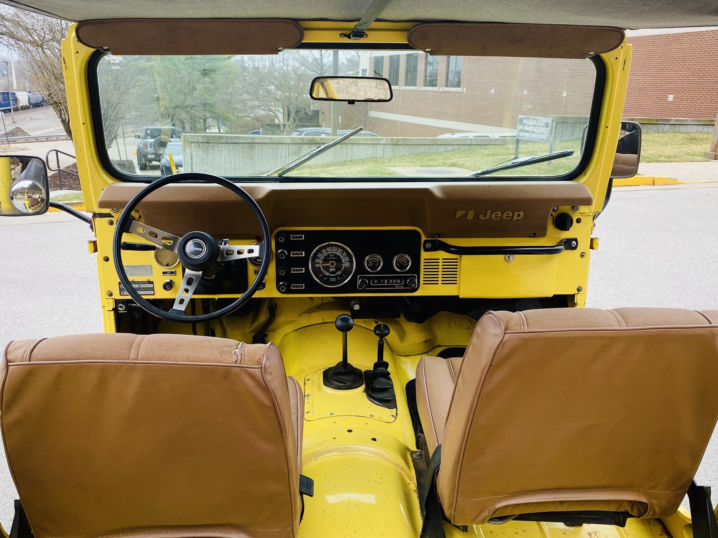 1976-jeep-cj7-renegade-levi-edition-for-sale-9