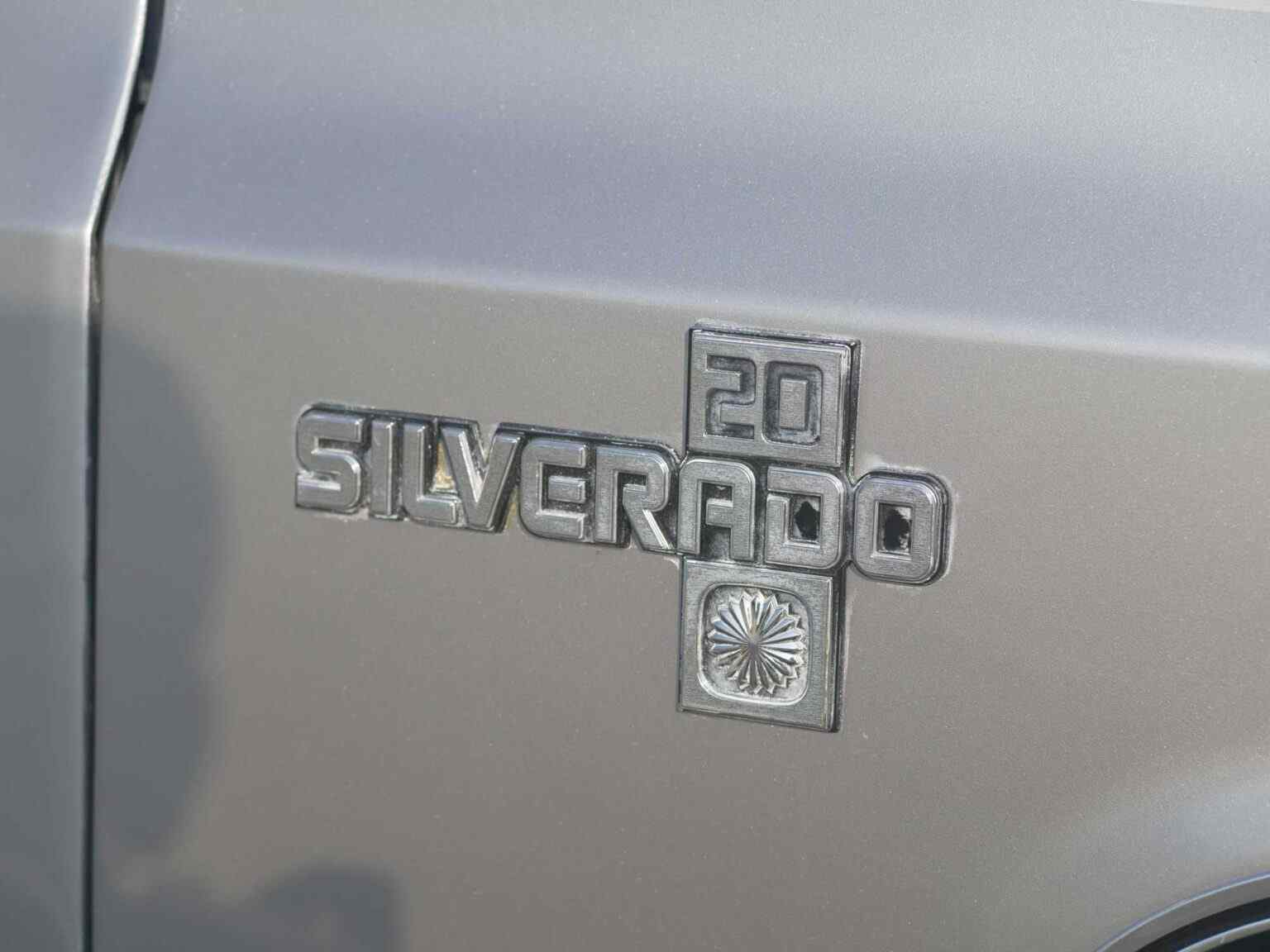 1988-chevrolet-suburban-v20-silverado-for-sale-12