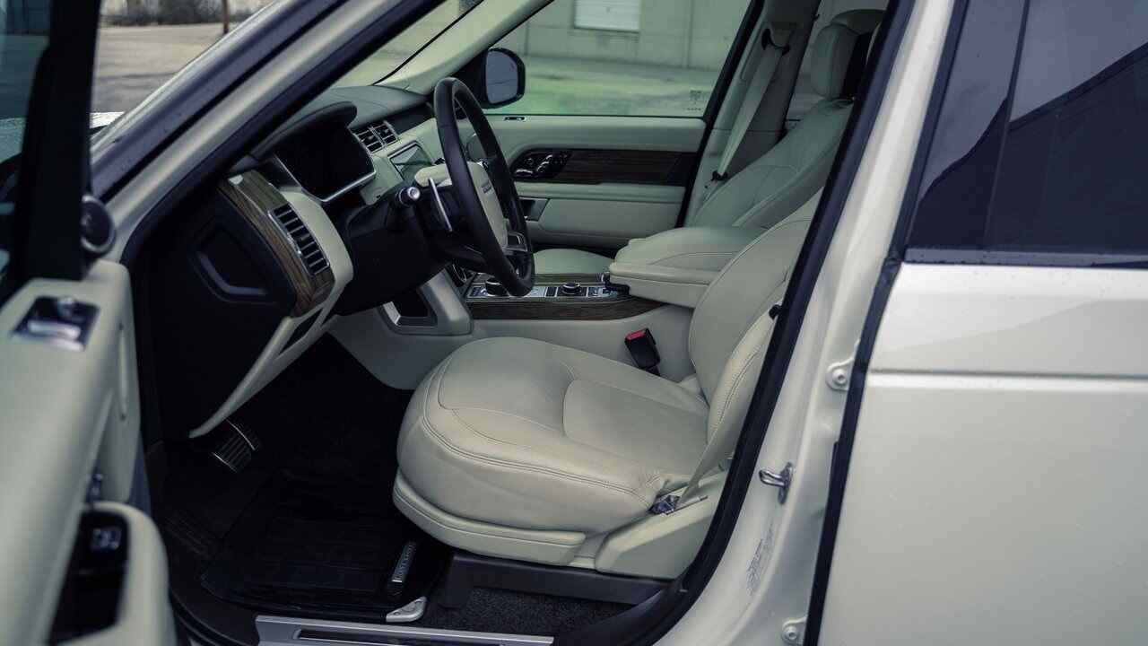 2020-land-rover-range-rover-autobiography-for-sale-08