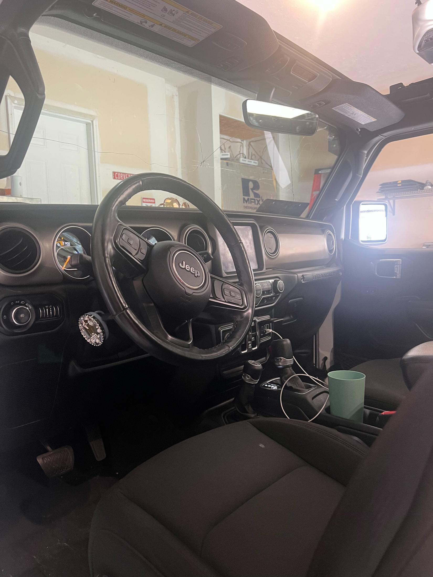 2021-jeep-wrangler-unlimited-willys-for-sale-omaha-ne-05