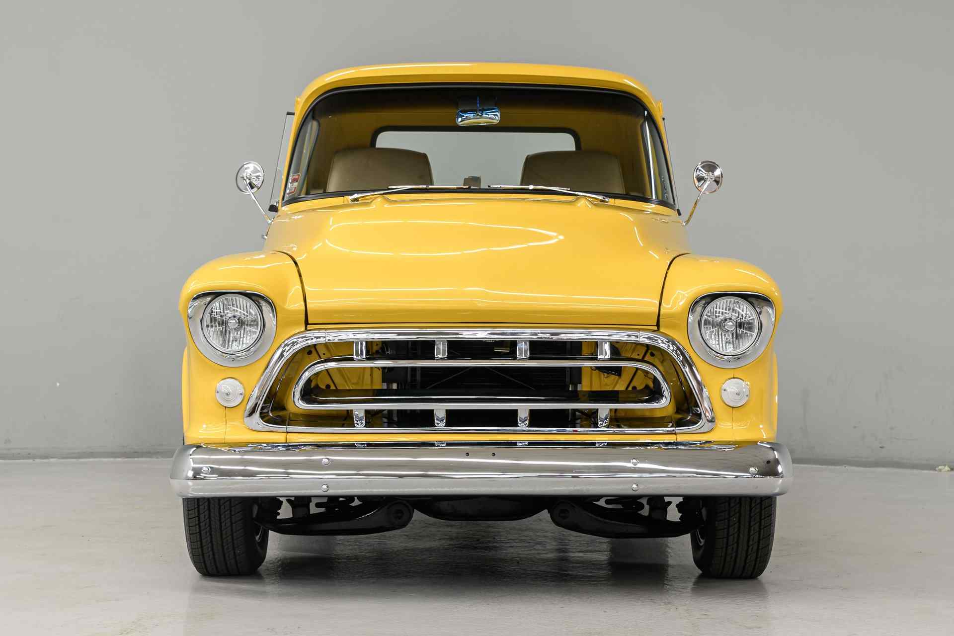 1957-chevrolet-custom-stepside-pickup-for-sale-04