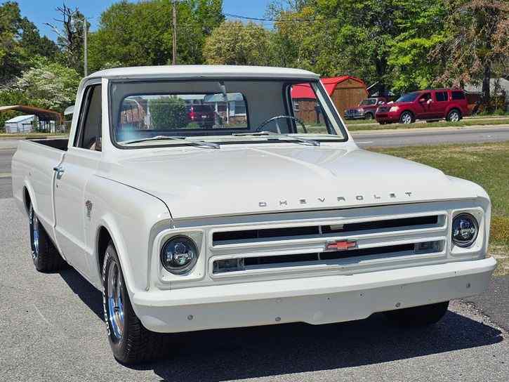 1967-chevrolet-c10-for-sale-02