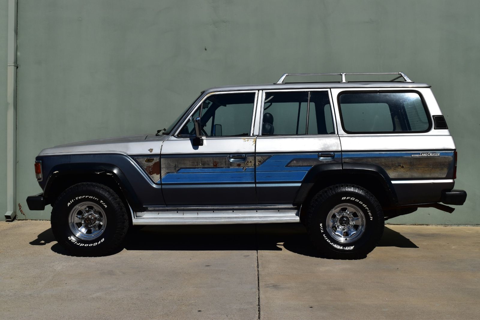 1987-toyota-land-cruiser-jh60-for-sale-03