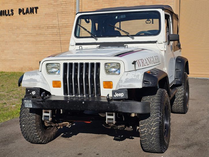 1989-jeep-wrangler-yj-v8-for-sale-01