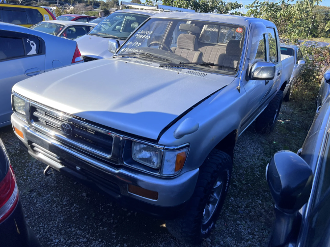 1993-Toyota-Hilux-LN107-SSR-X-06