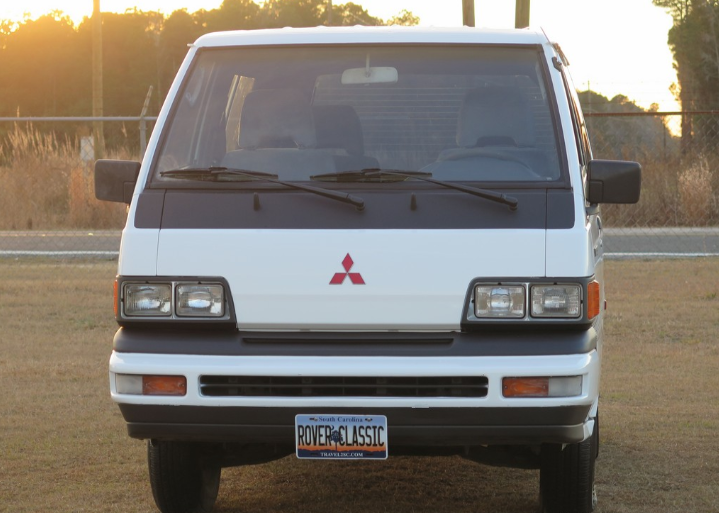 1998-mitsubishi-delica-van-16