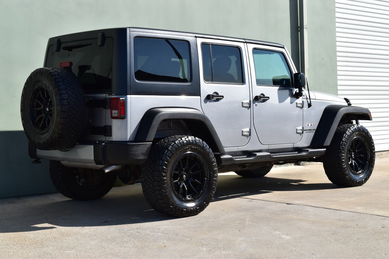 2016-jeep-wrangler-unlimited-for-sale-05