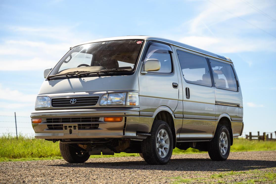 Toyota-HiAce-for-sale-08