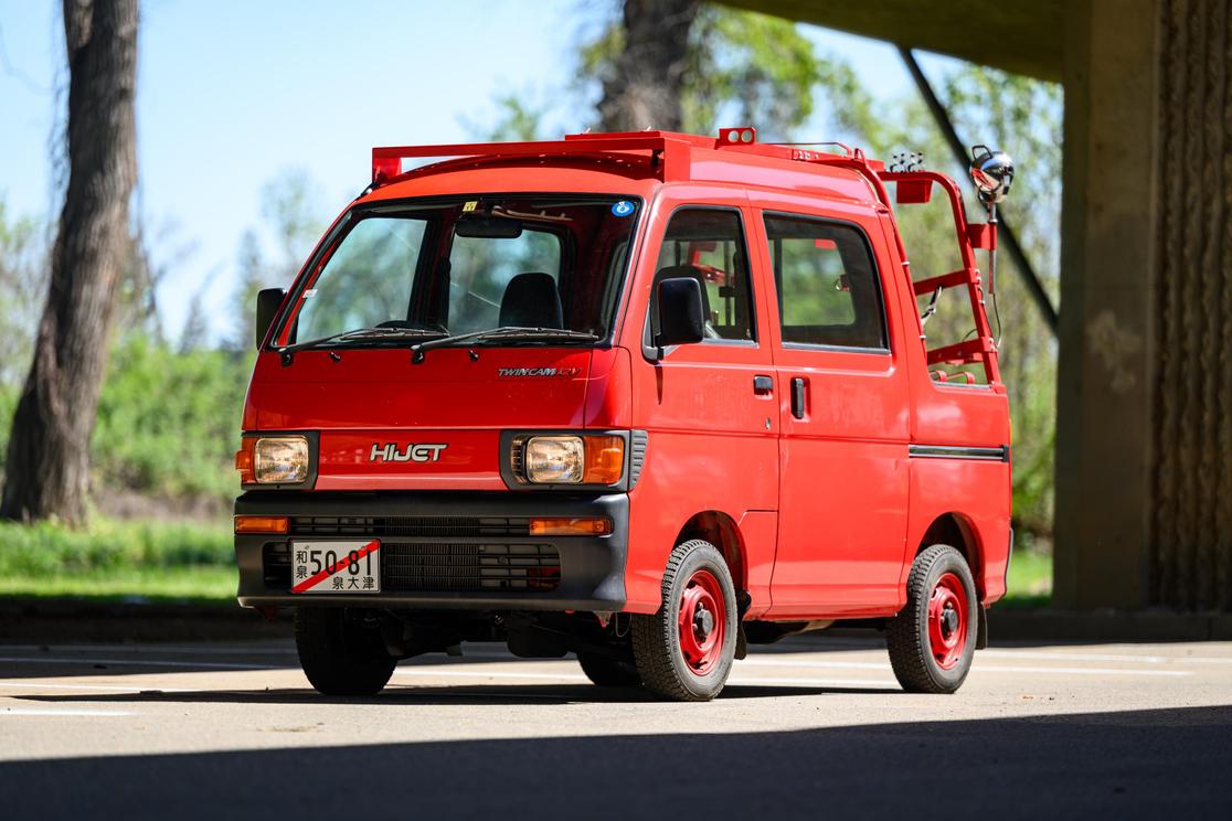 daihatsu-hijet-fire-truck-for-sale-01