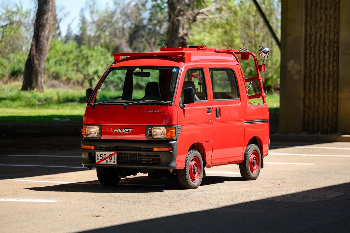 daihatsu-hijet-fire-truck-for-sale-02